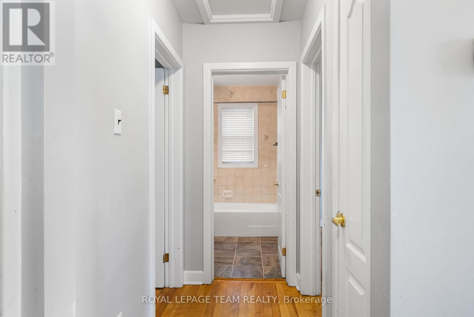 31 Savuto Way Street
