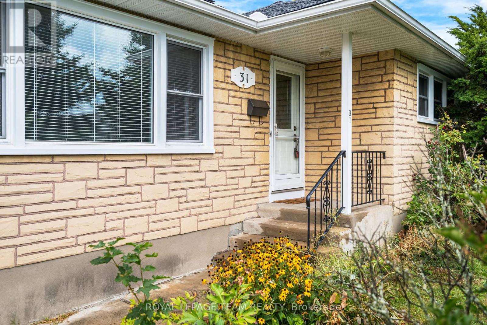 31 Savuto Way Street
