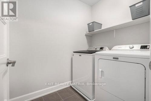 401 Voyageur Place