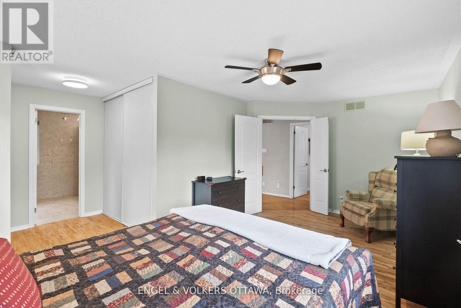 51 Emerald Meadows Drive