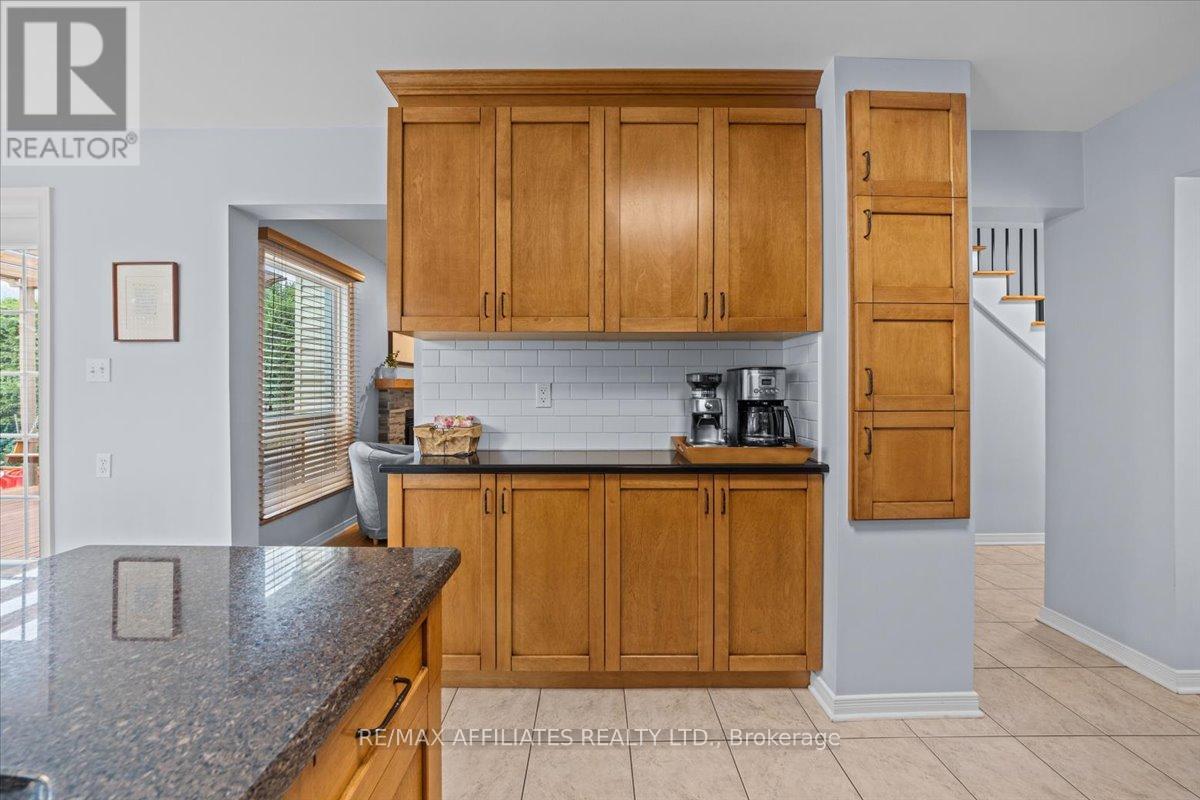 605 Falwyn Crescent