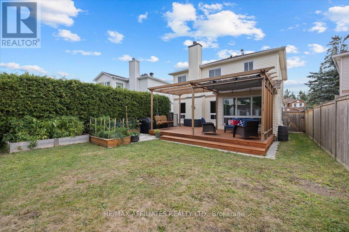 605 Falwyn Crescent