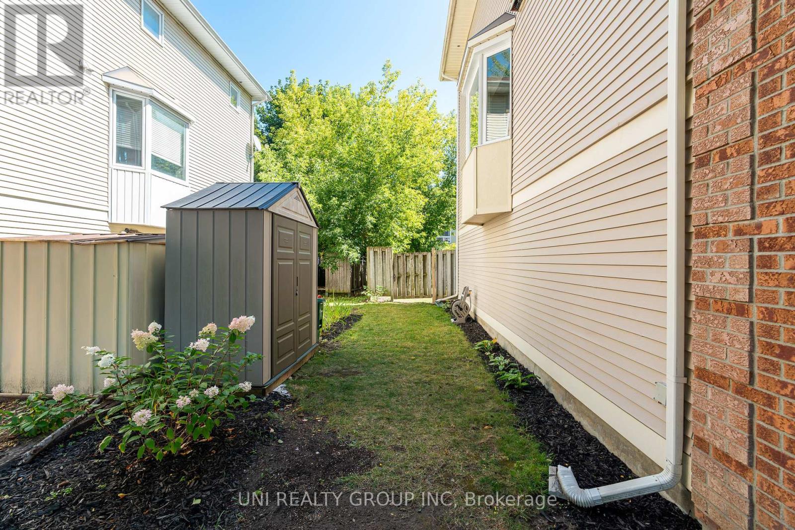 19 Arbordale Crescent