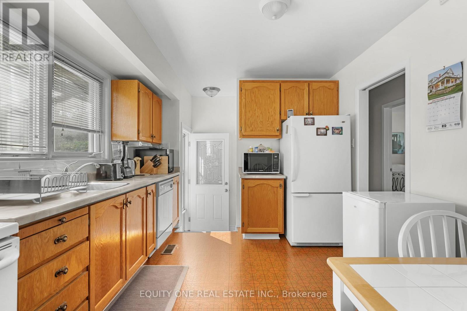 2 Parkside Crescent
