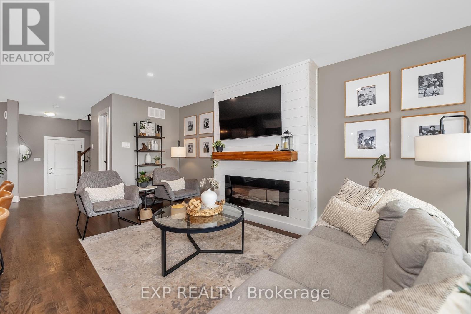 226 Purchase Crescent