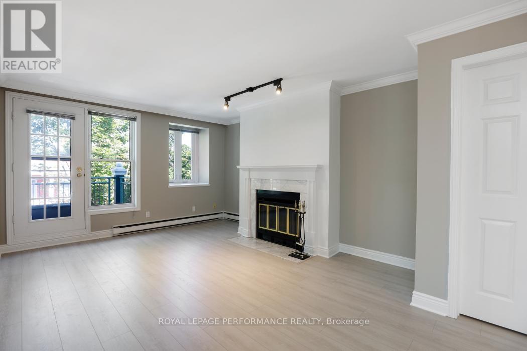 304 - 100 Bruyere Street