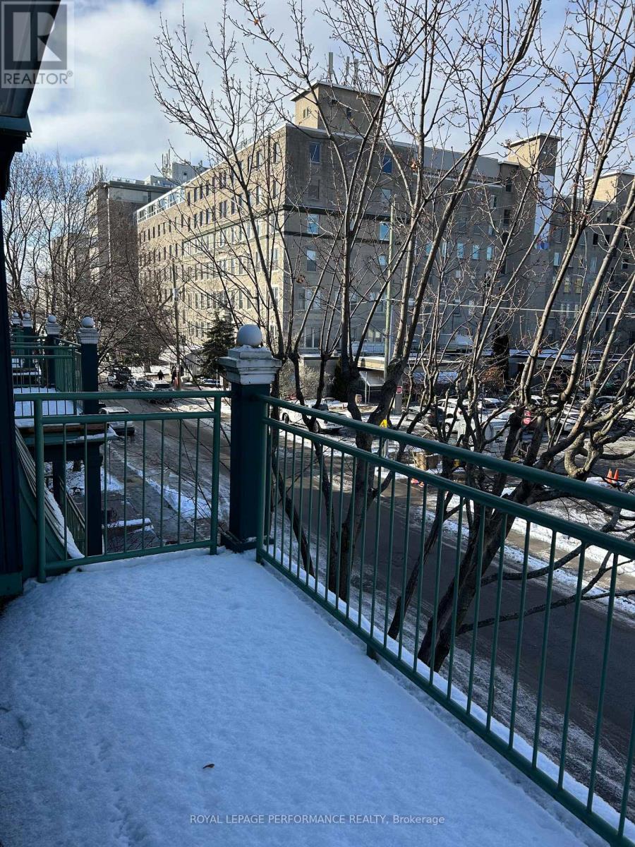 304 - 100 Bruyere Street