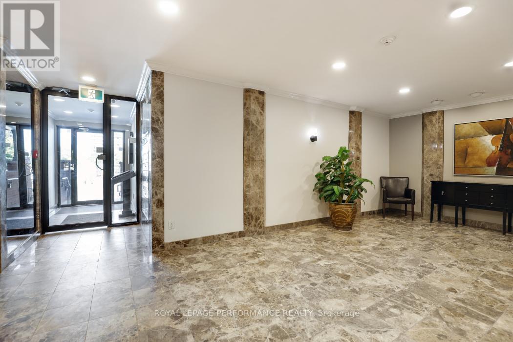 304 - 100 Bruyere Street