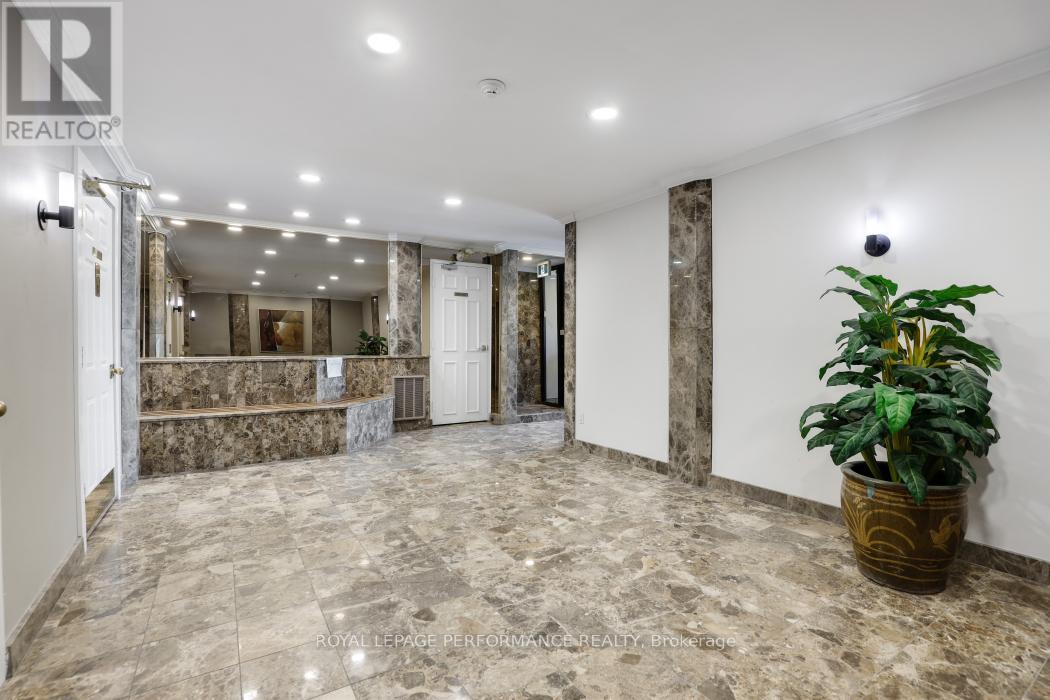 304 - 100 Bruyere Street