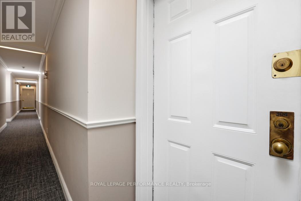 304 - 100 Bruyere Street