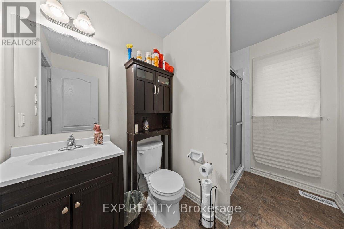 121 Daglan Crescent
