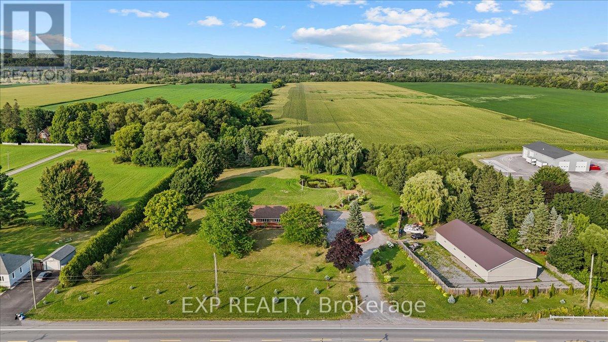 3382 Carp Road