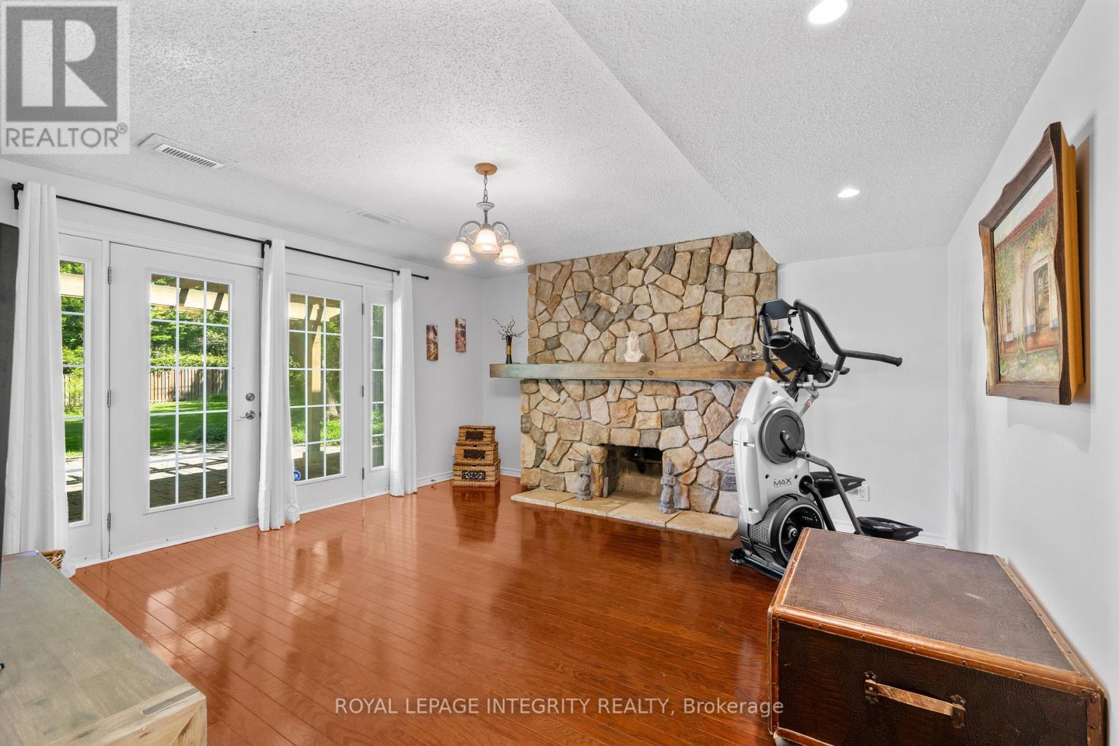 3 Briarcliffe Drive