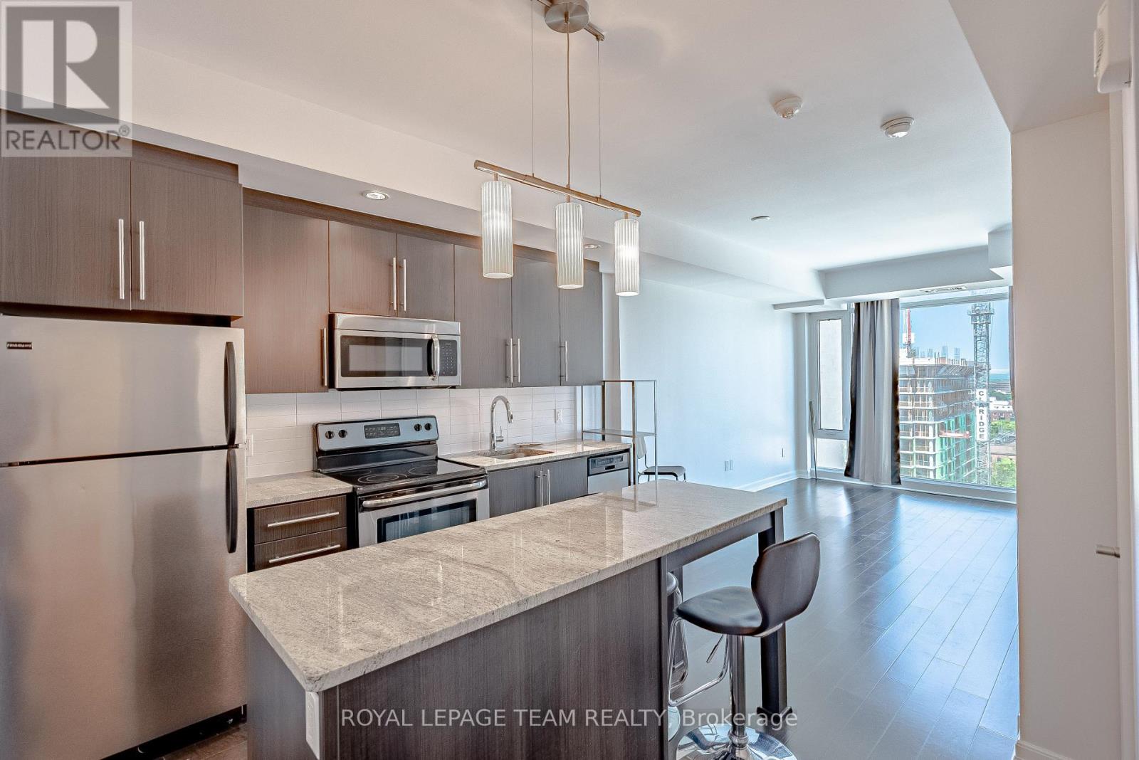 1209 - 238 Besserer Street