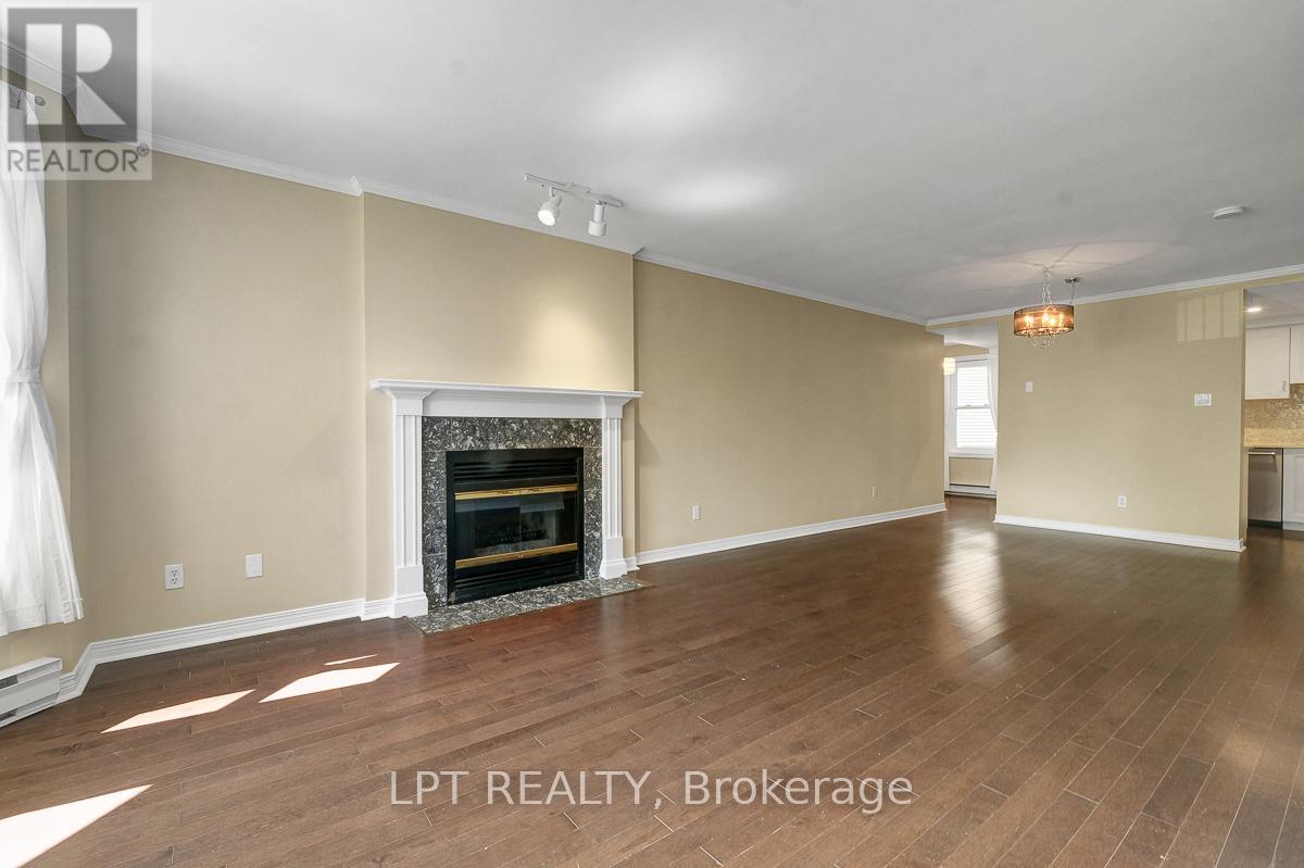 13 - 1121 Bavlie Avenue