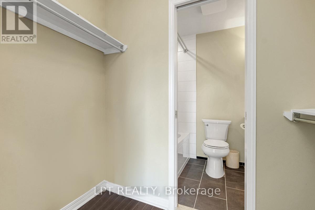 13 - 1121 Bavlie Avenue
