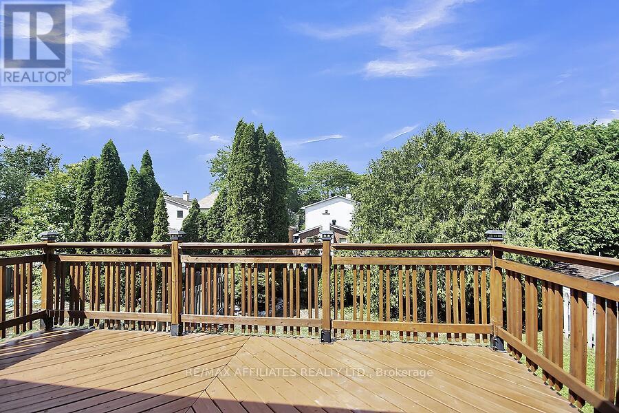 23 Tamblyn Crescent