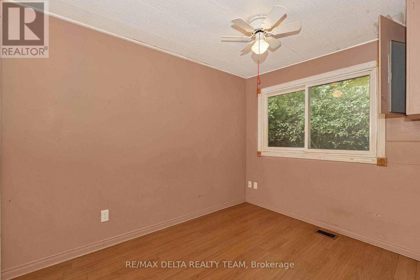 25 Fringewood Drive
