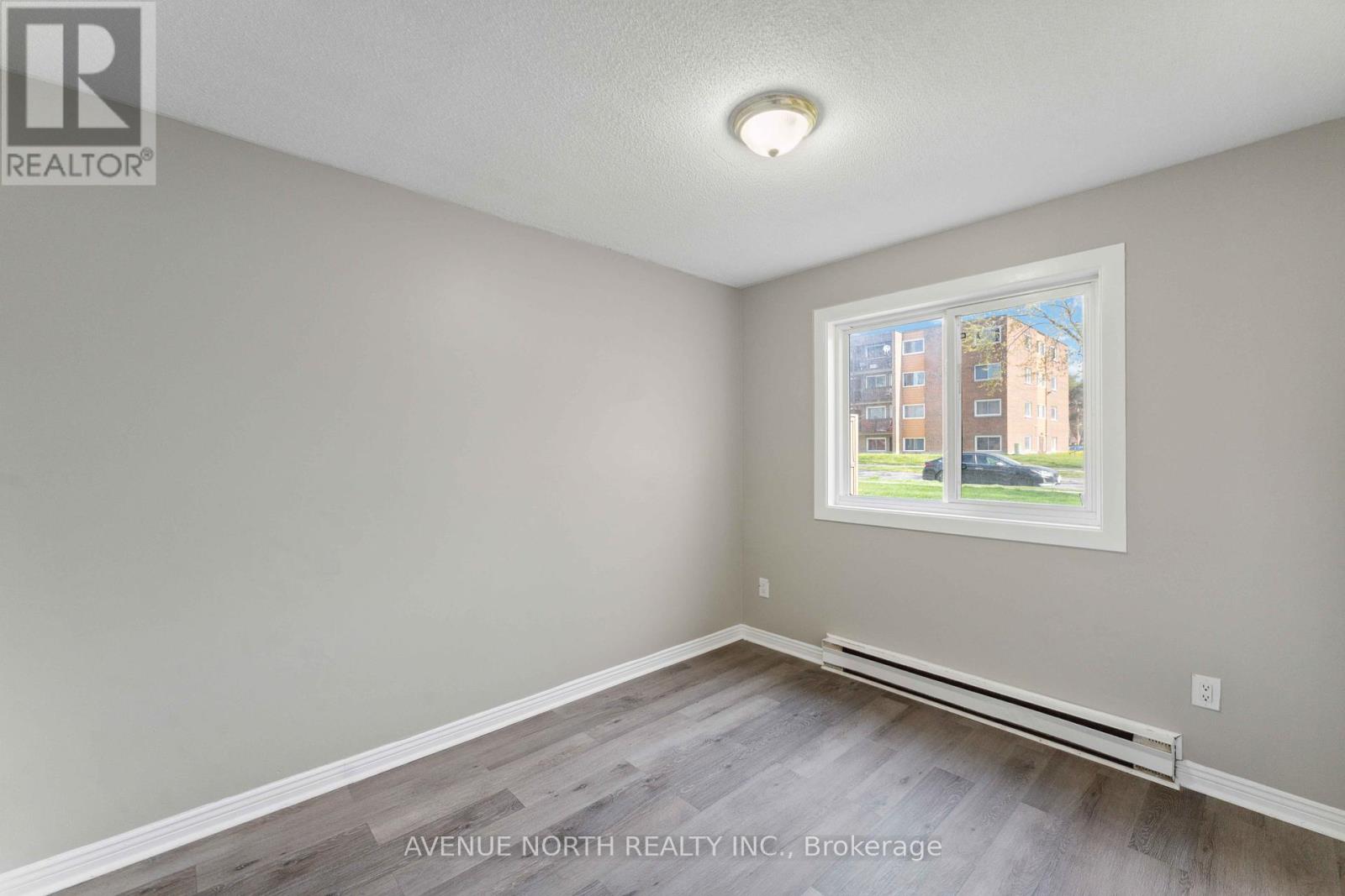 34j - 1958 Jasmine Crescent