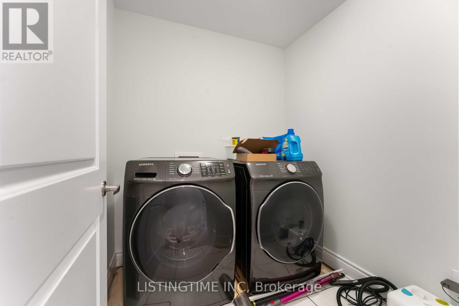 704 Brian Good Avenue