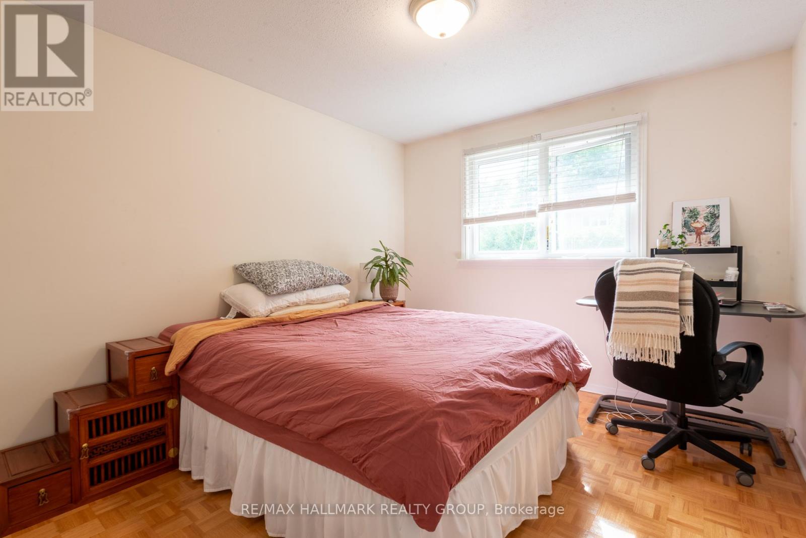 2429 Ogilvie Road