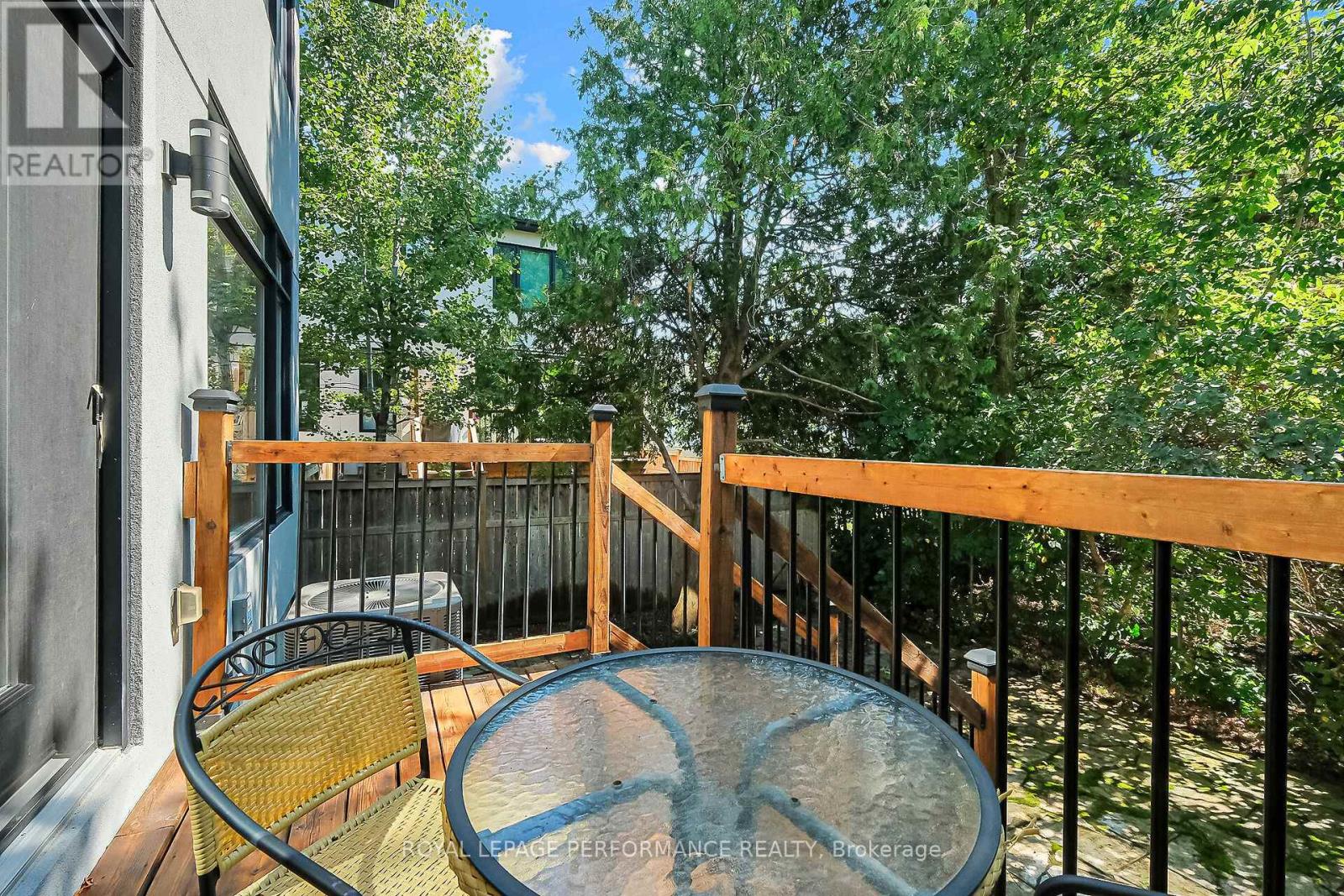 38 Sunnymede Avenue