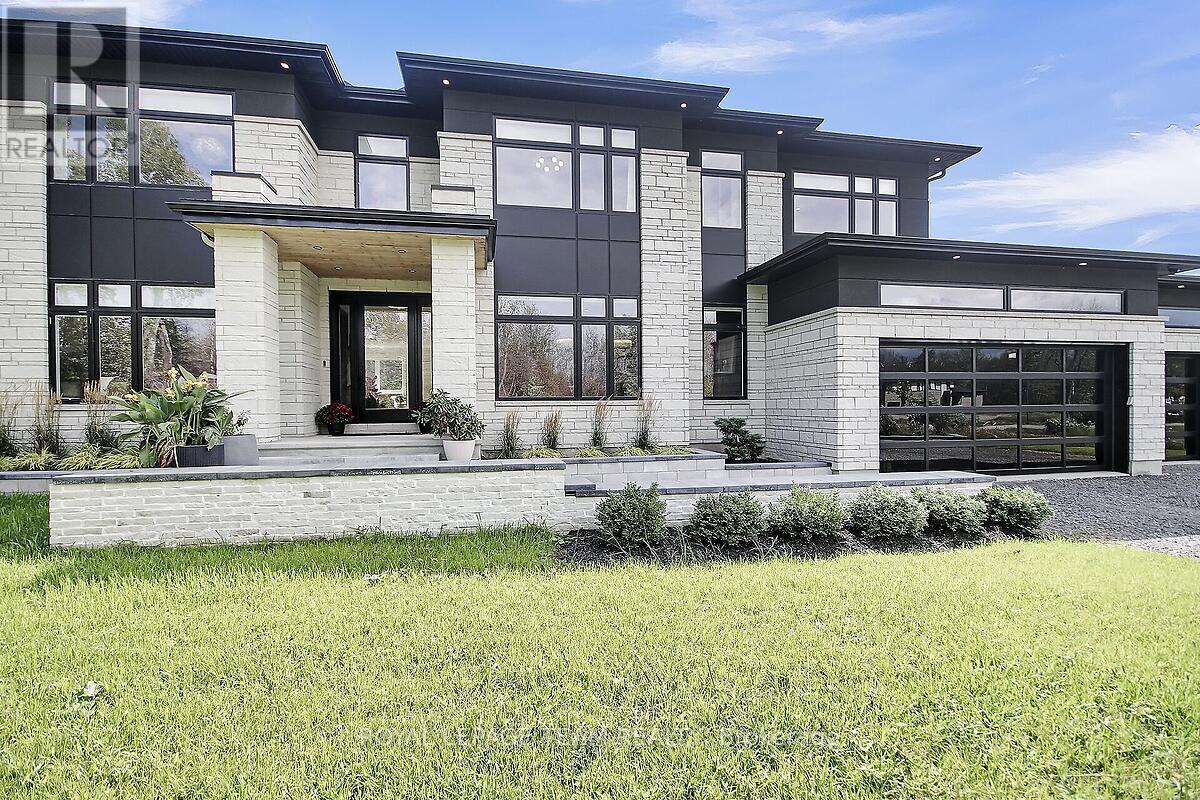 5852 Red Castle Ridge