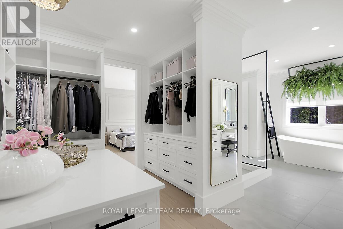 5852 Red Castle Ridge