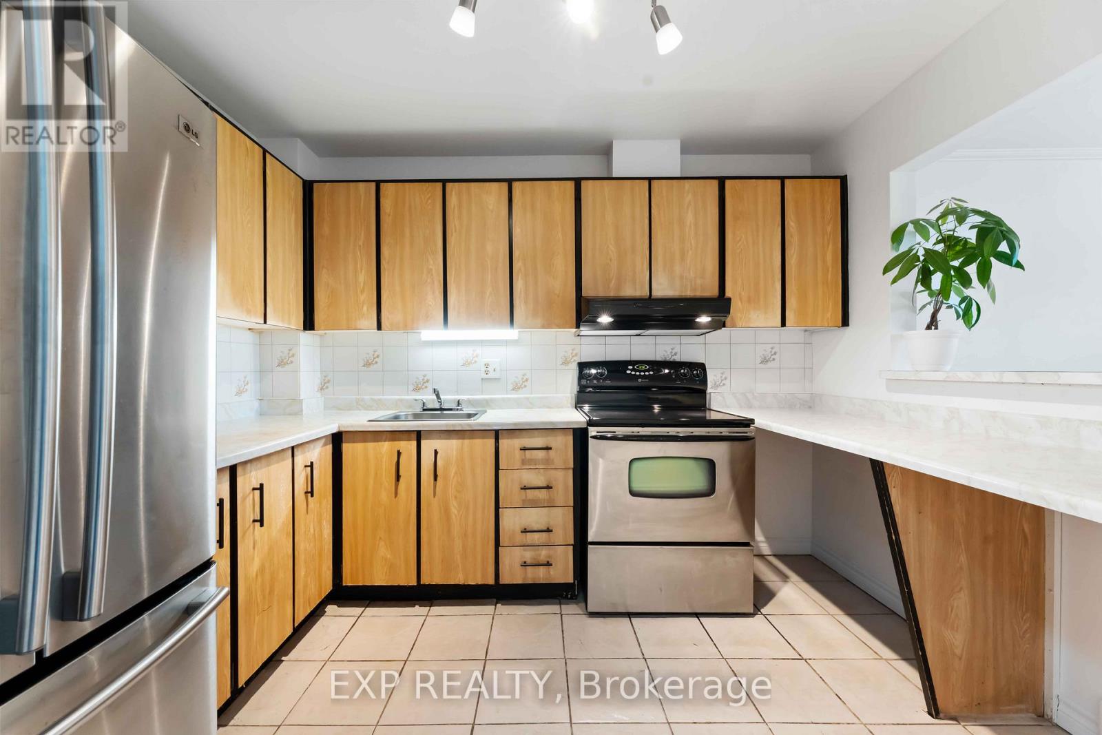 181 - 825 Cahill Drive W