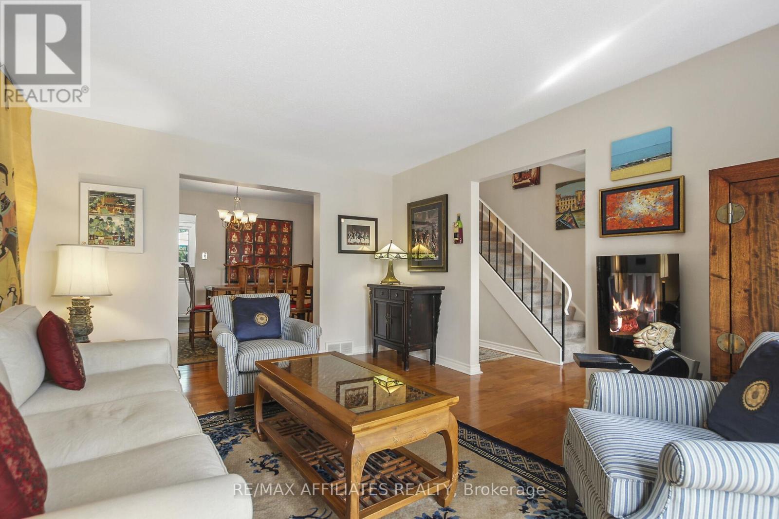 1065 Meadowlands Drive