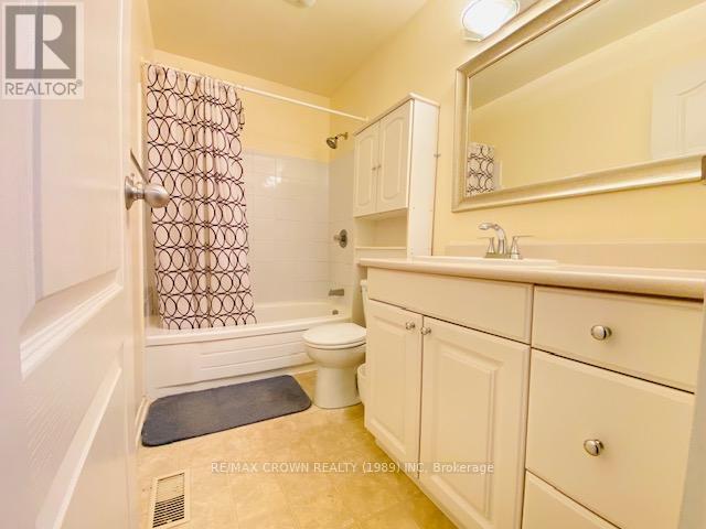 28 - 1649 Meadowbrook Road