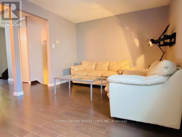 28 - 1649 Meadowbrook Road