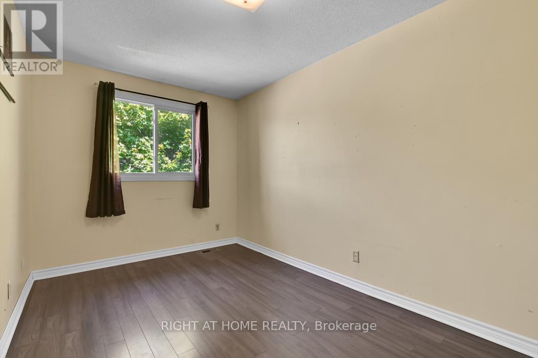 1441 Perez Crescent