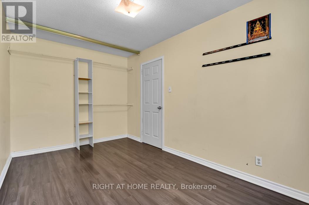 1441 Perez Crescent