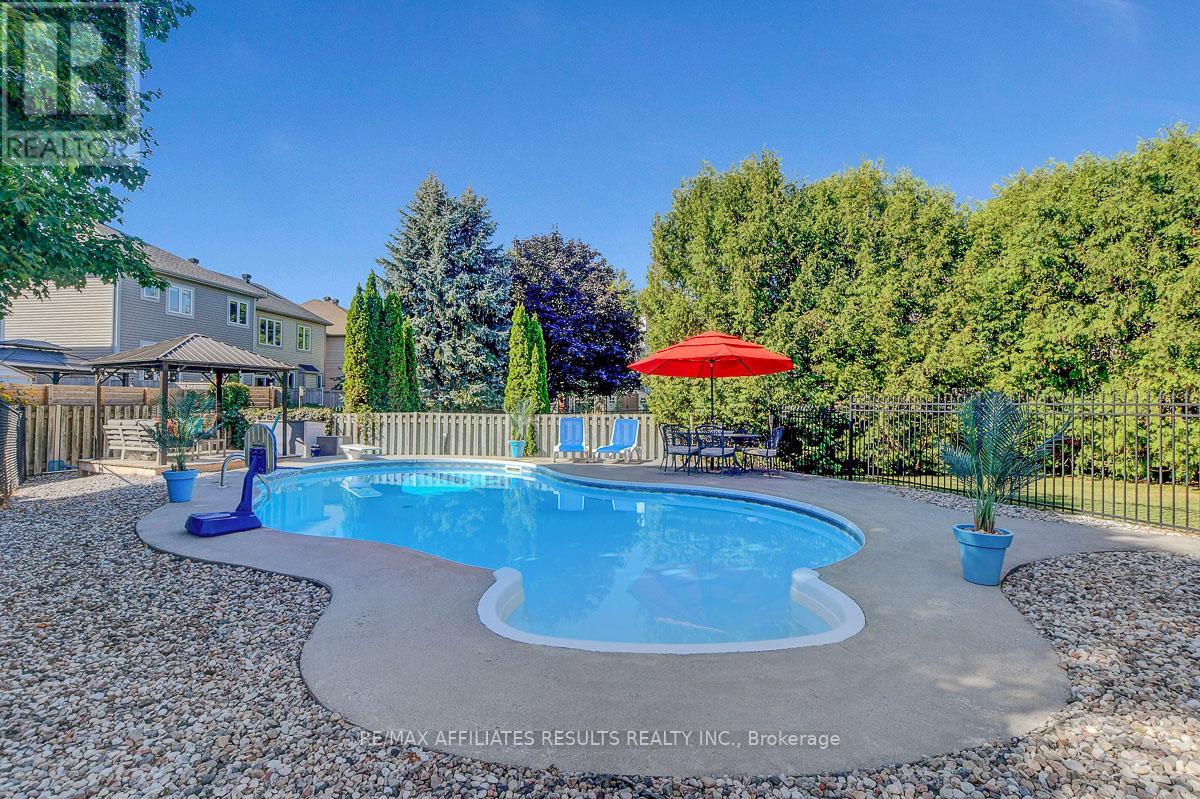 97 Flowertree Crescent