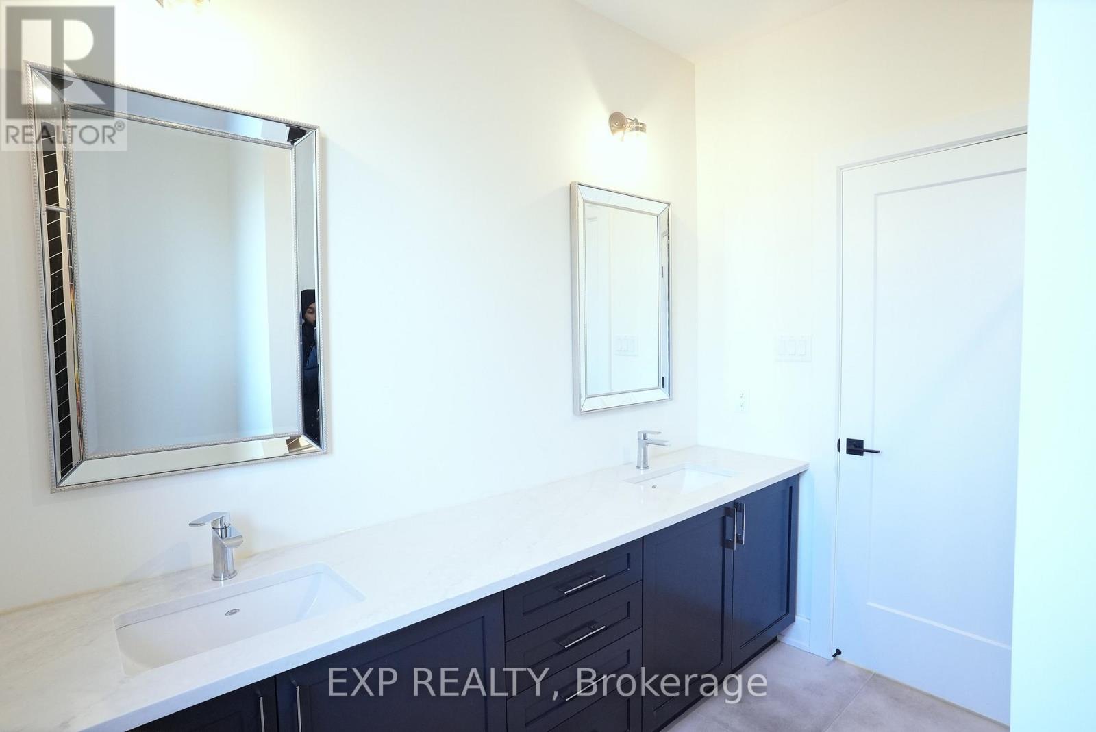 62 Columbus Avenue S