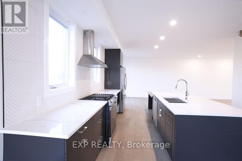 62 Columbus Avenue S