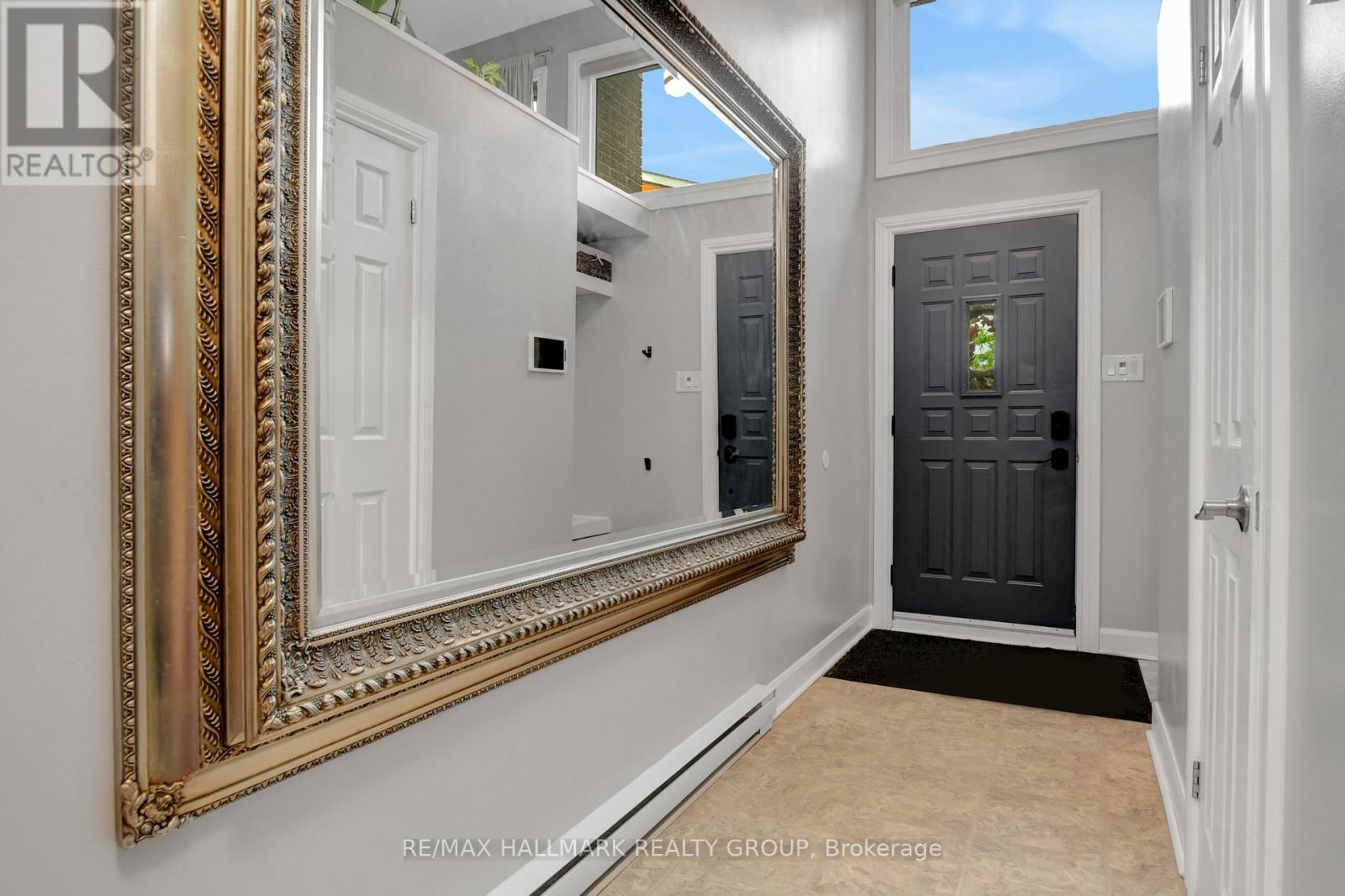 2094 Eric Crescent