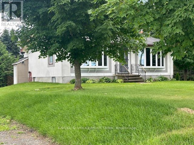 3000/2980 Roger Stevens Drive