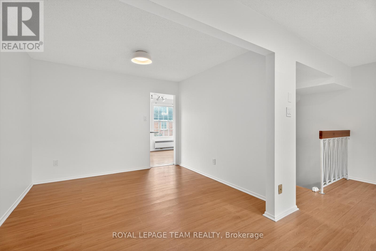9 Moorside Private
