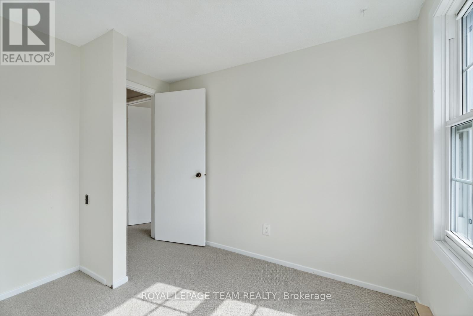 9 Moorside Private