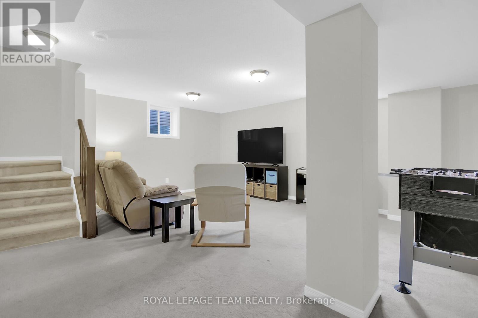 3202 Harvester Crescent