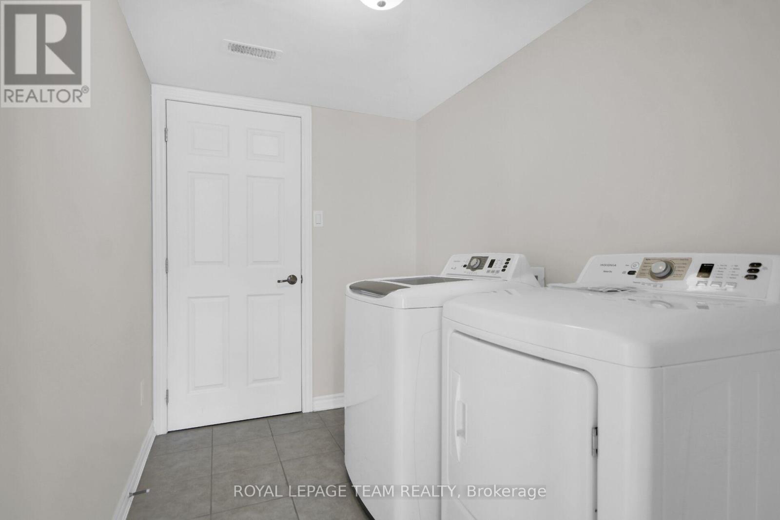 452 Riverboat Heights