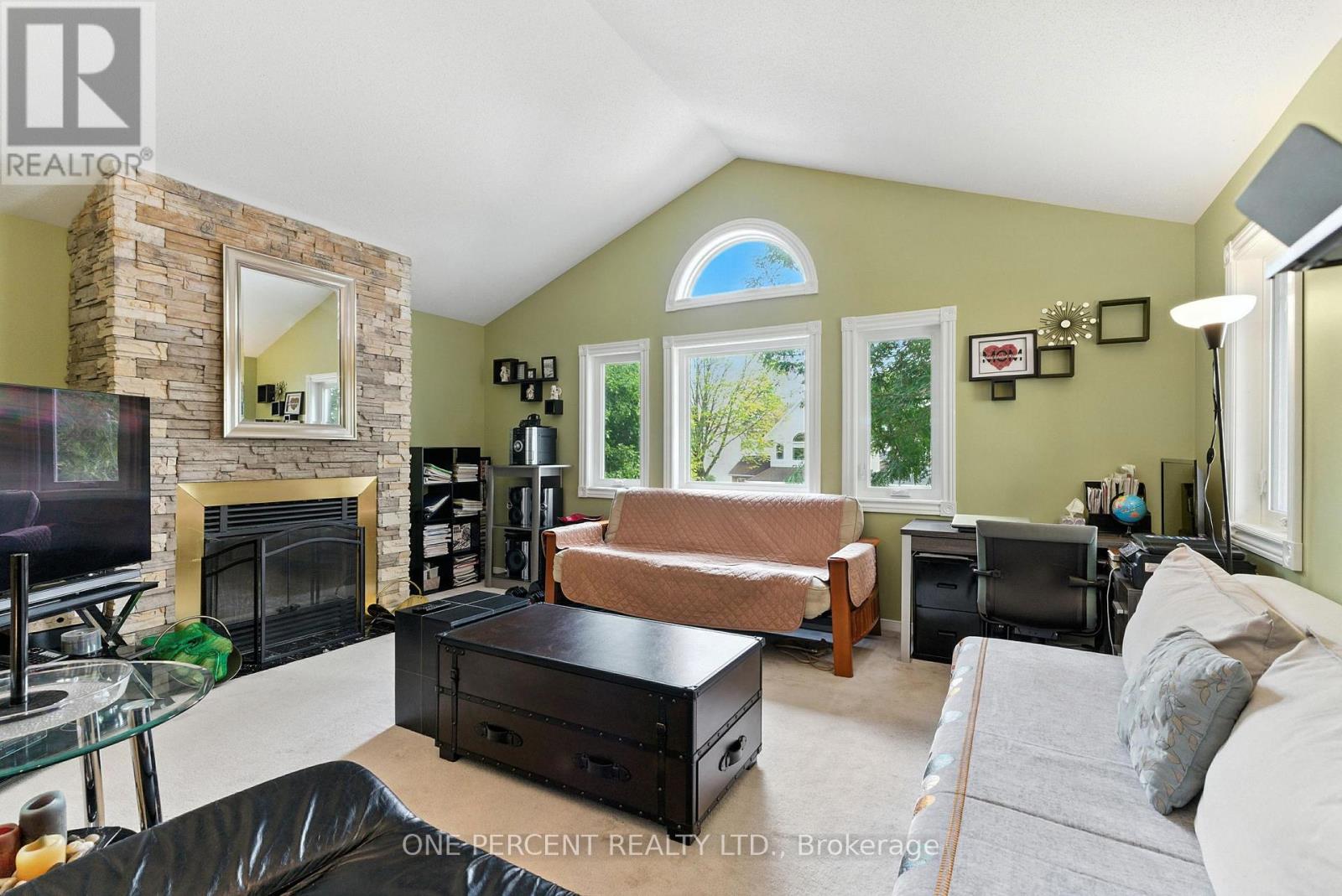 59 Woodford Way
