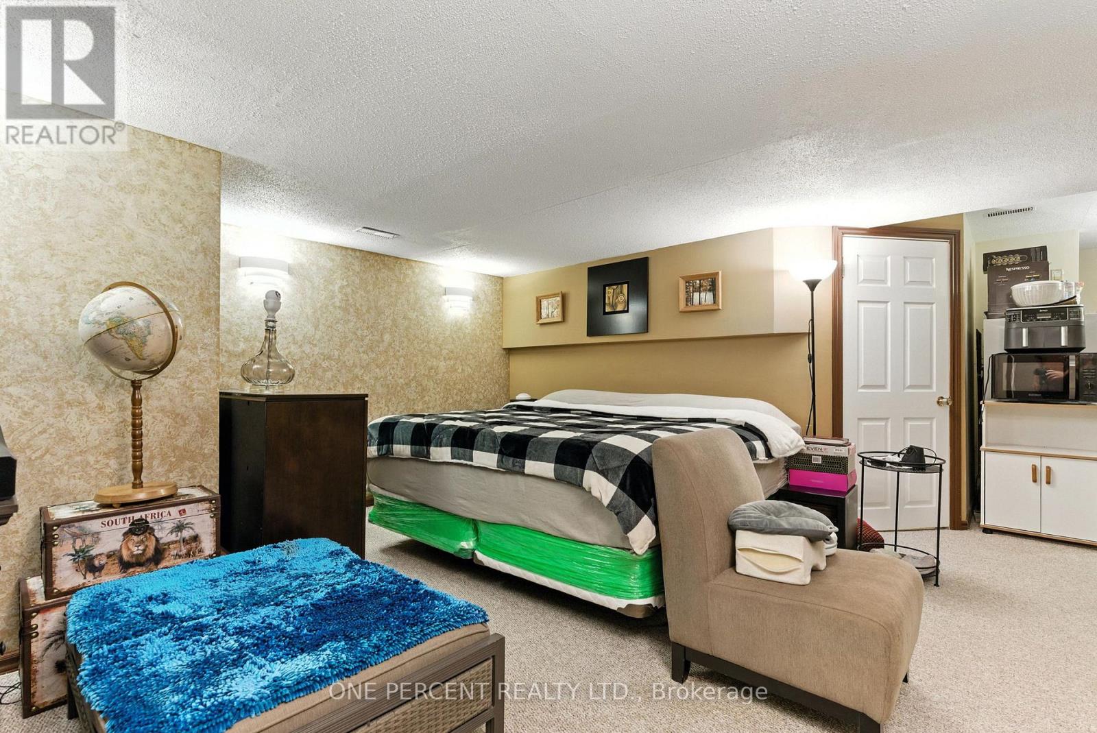 59 Woodford Way