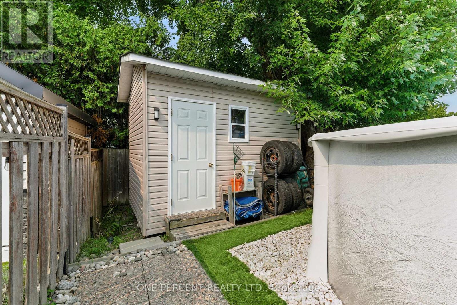59 Woodford Way