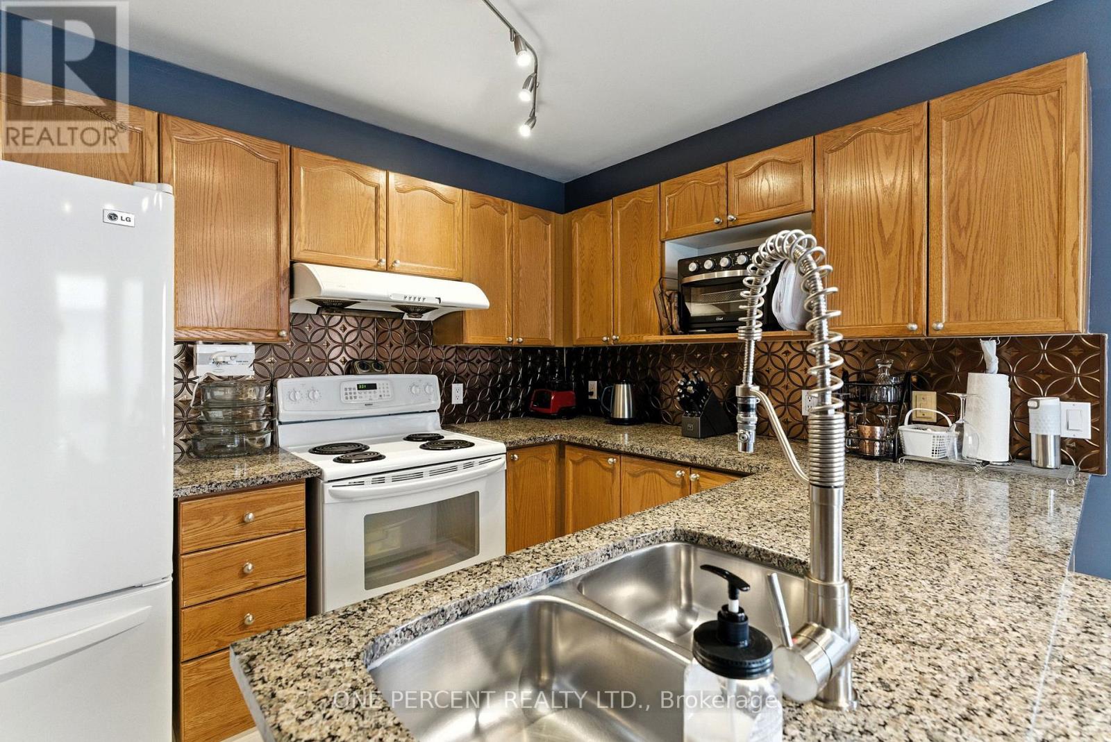 59 Woodford Way