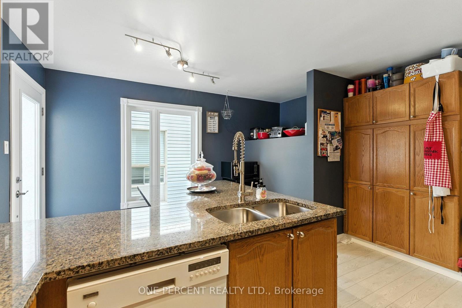 59 Woodford Way