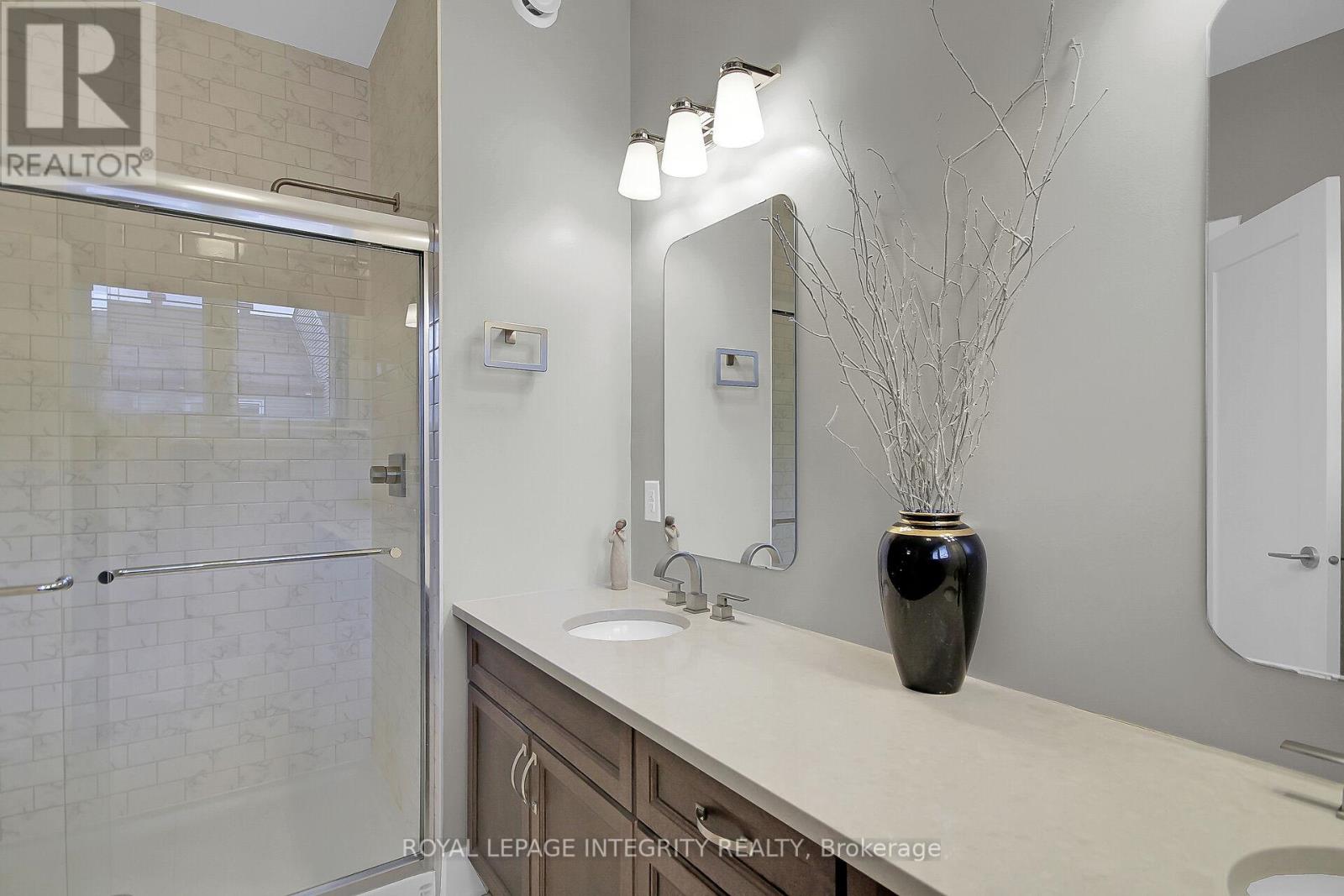 15 York Crossing