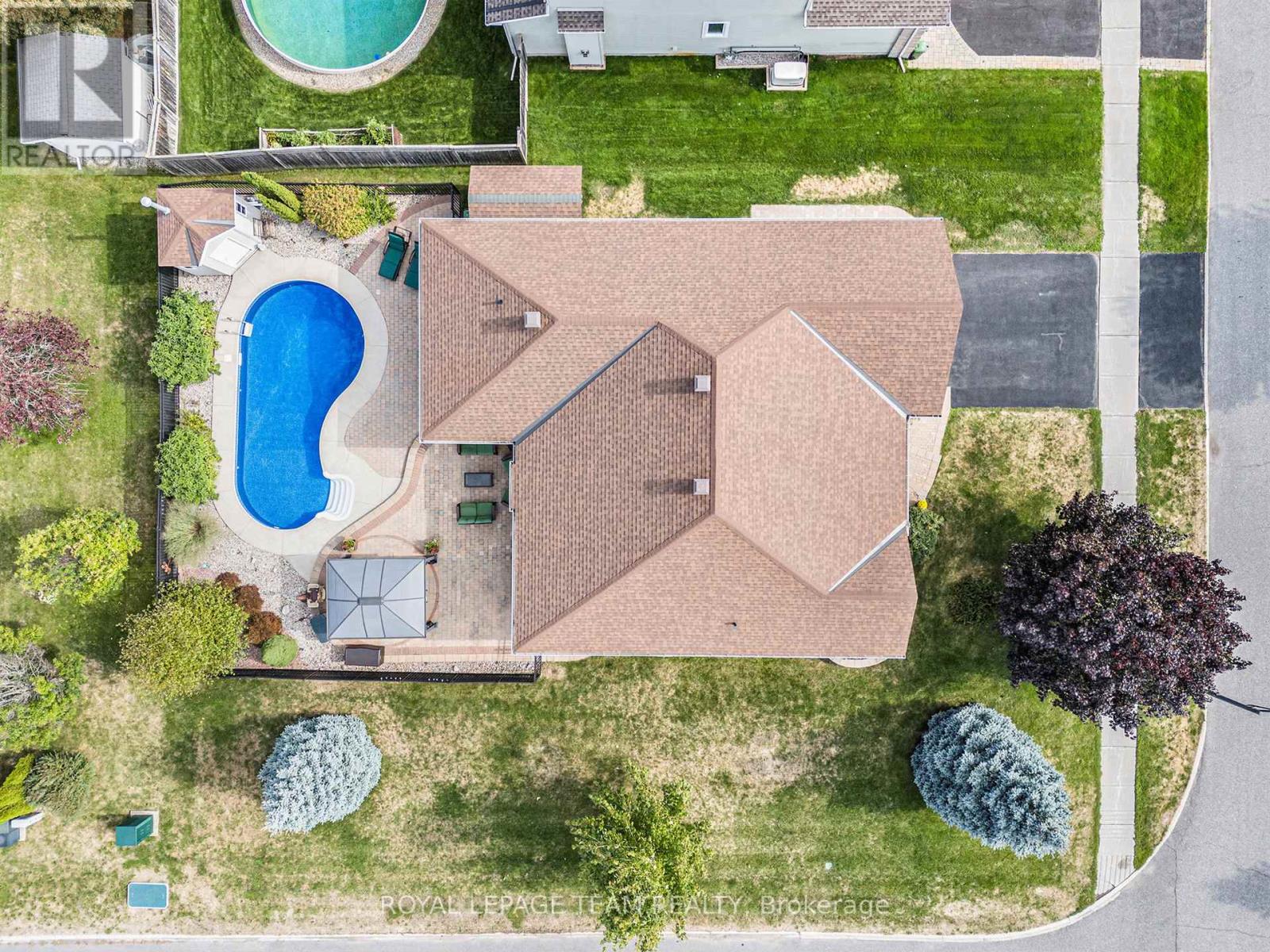 34 Rochelle Drive